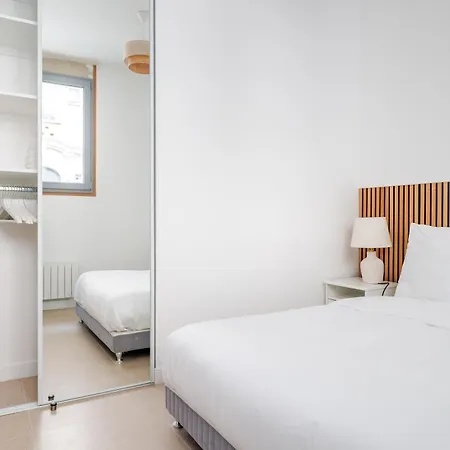 Apartment Spacious For 6 People #3